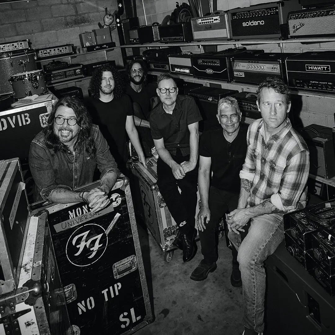 Foo Fighters Take Cover